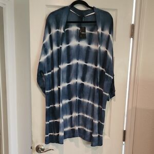 NWT Torrid Sz 1 Midnight Tiedye 3/4 Sleeve Open Cardigan Summer Beach Coastal